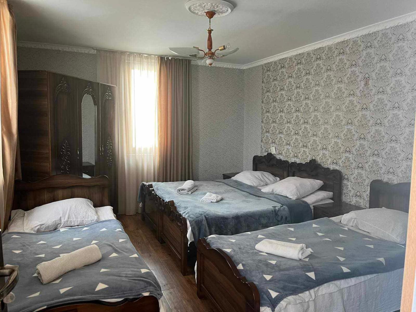 Sunny Hotel Mestia Buitenkant foto
